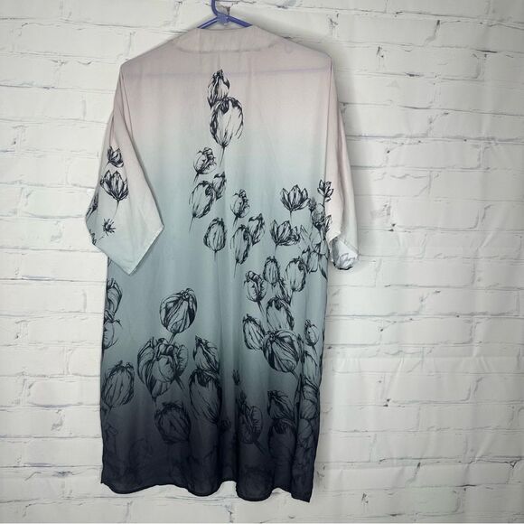 H&M small robe - Picture 2 of 5